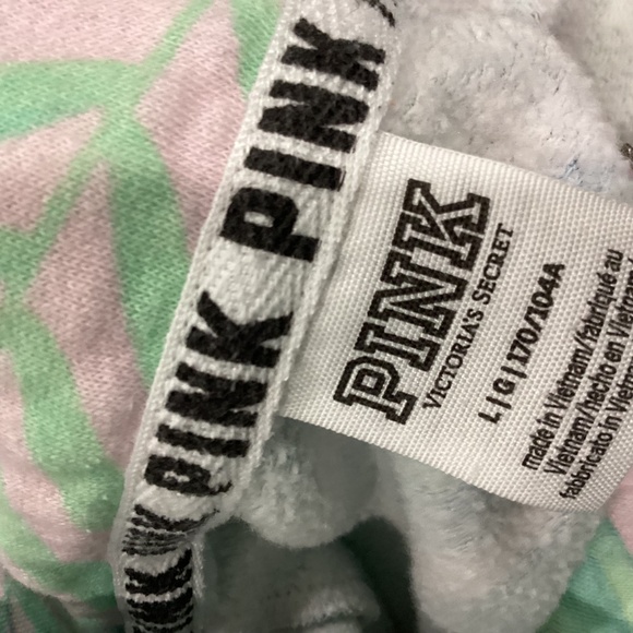 Victoria’s Secret VS Love Pink 86 Palm Tree Half Zip Sweatshirt size Large - Picture 3 of 3